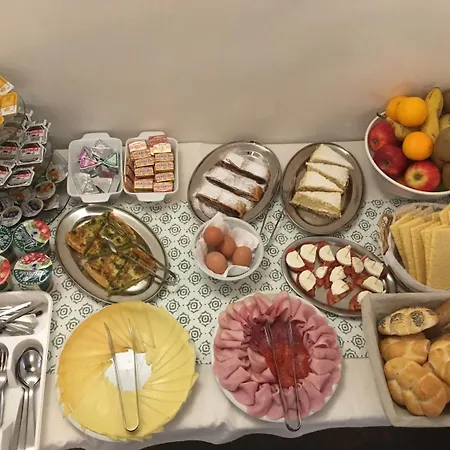 Largo Πανσιόν 4*