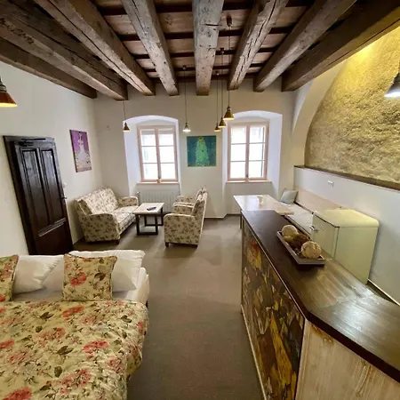 Πανσιόν Largo